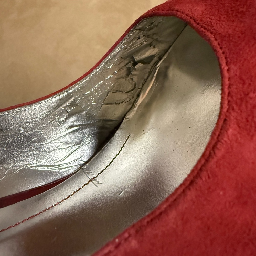 Women’s Red Suede Patent Leather Mary Jane Heels | Size 7.5 | Buckle Strap - Picture 10 of 10